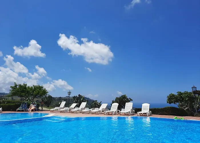 Marasusa בית נופש פרגליה